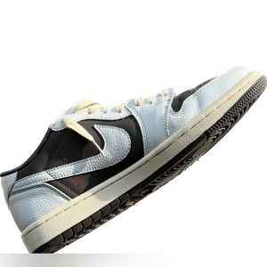 Travis Scott Reverse Mochas